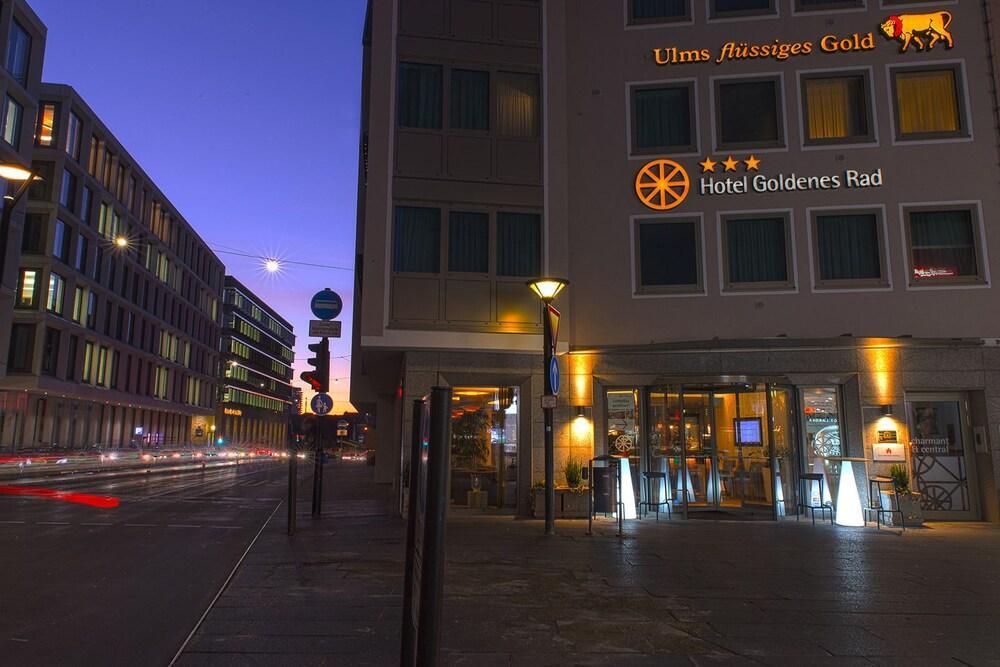 Hotel Goldenes Rad Ulm Eksteriør bilde